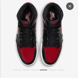 (Authentic). Never worn Aj1 retro high og.  Never worn no trades price firm.